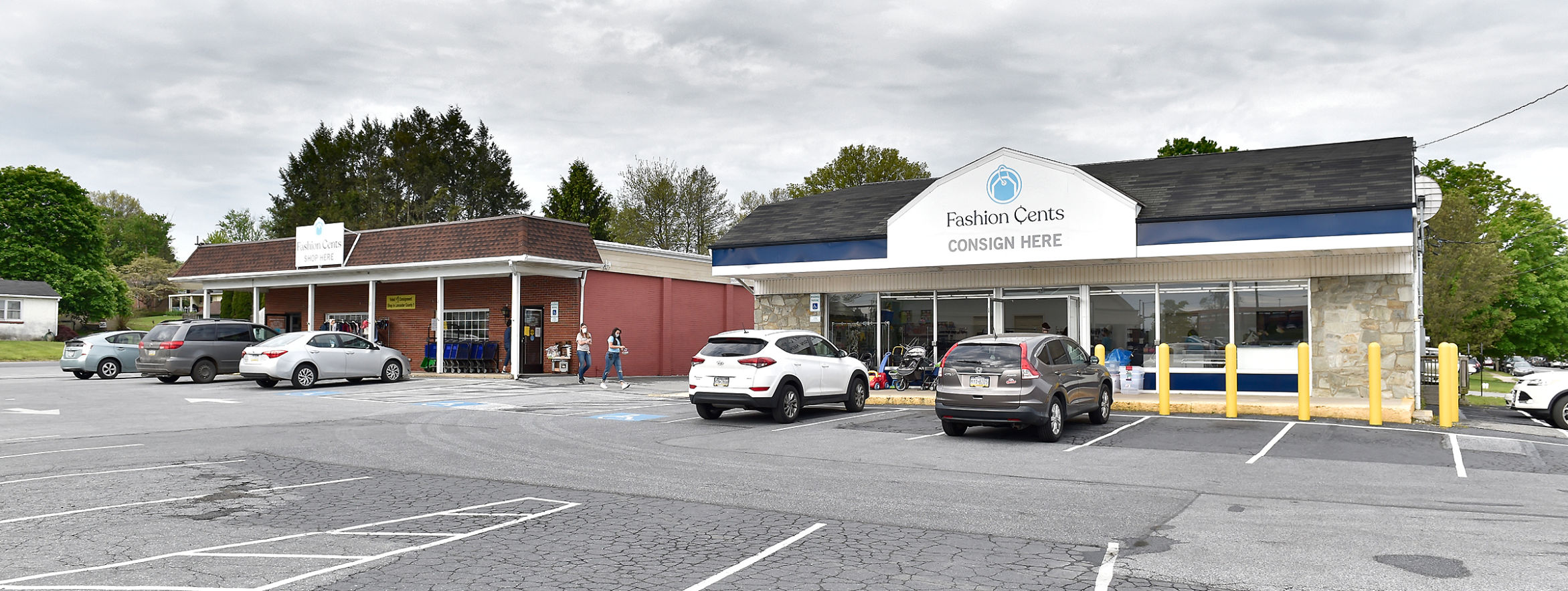 Fashion Cents Consignment 1.jpg